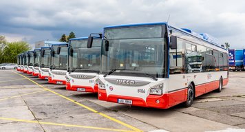 Středočeský kraj vysoutěžil nové autobusové dopravce, v příštích deseti letech nabídnou vyšší standard kvality i některé novinky