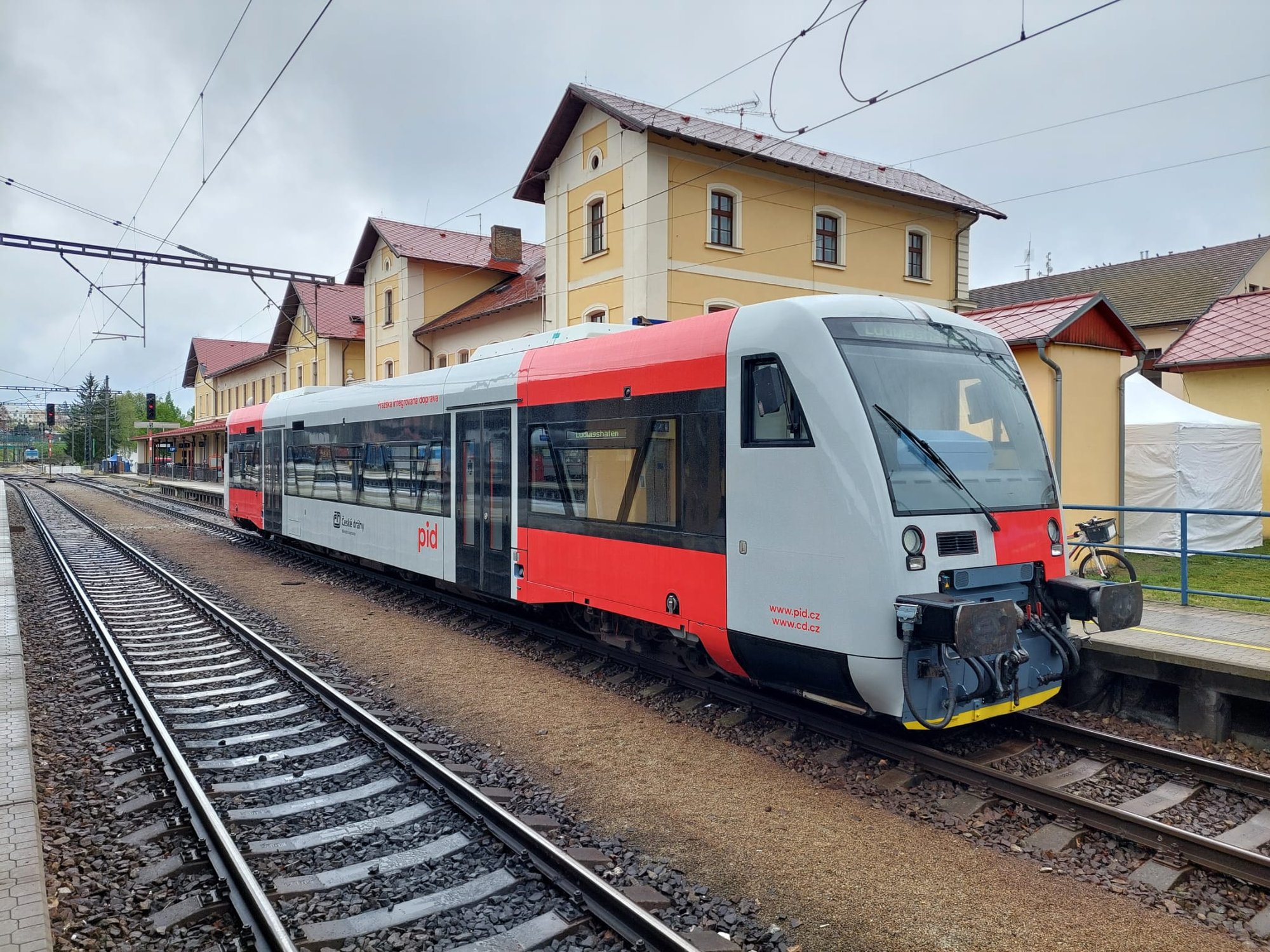 Na středočeské tratě byl nasazen první RegioPanter PID